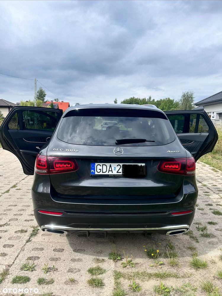Mercedes-Benz GLC 300 de 4-Matic - 2