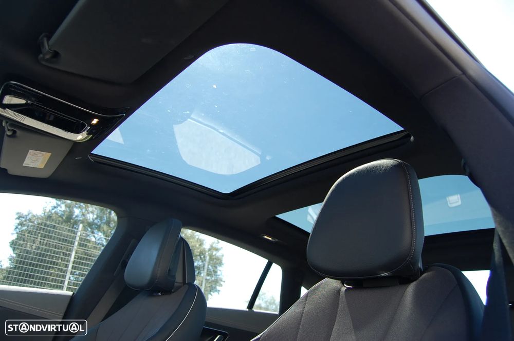 Mercedes-Benz EQE 300 Electric Art - 11