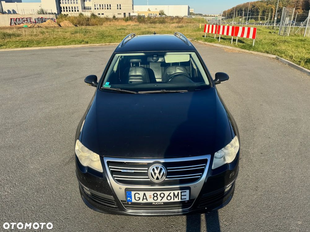 Volkswagen Passat Variant 2.0 TDI DPF R-Line Edition Plus - 13