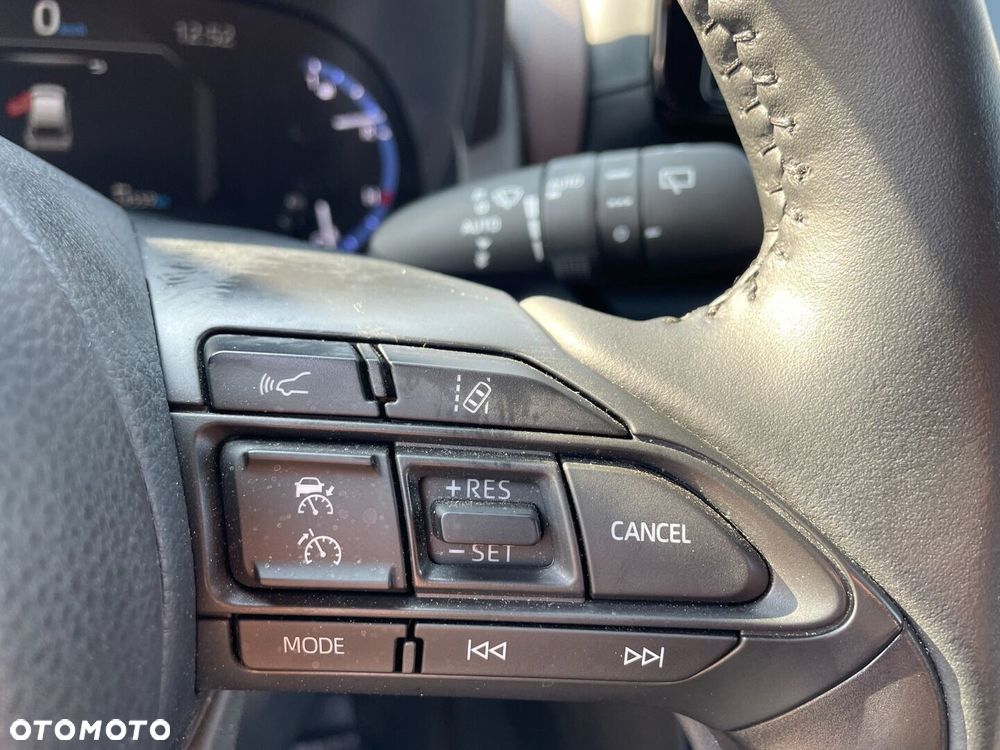 Toyota Yaris Cross - 23