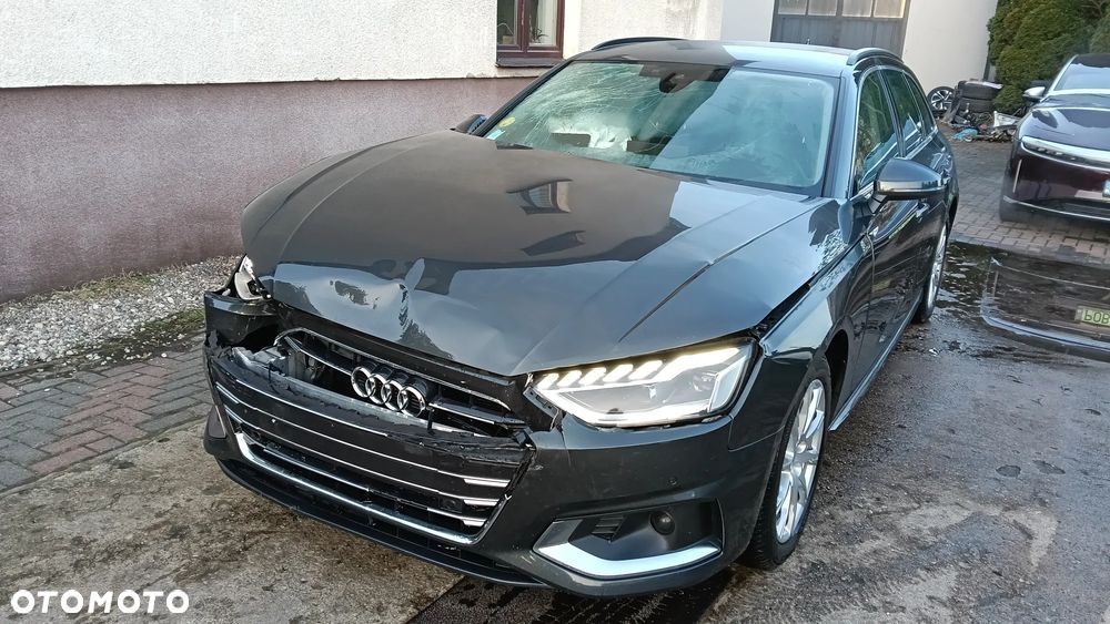 Audi A4 Avant 2.0 TDI S tronic - 1
