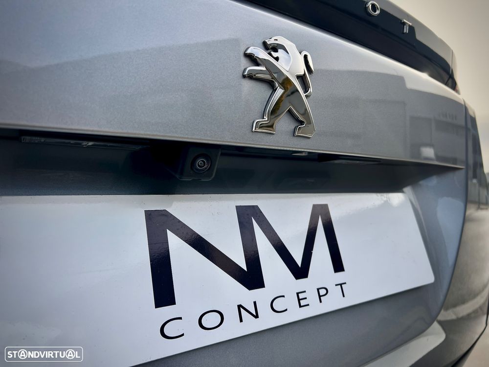 Peugeot e-2008 Allure Pack - 24