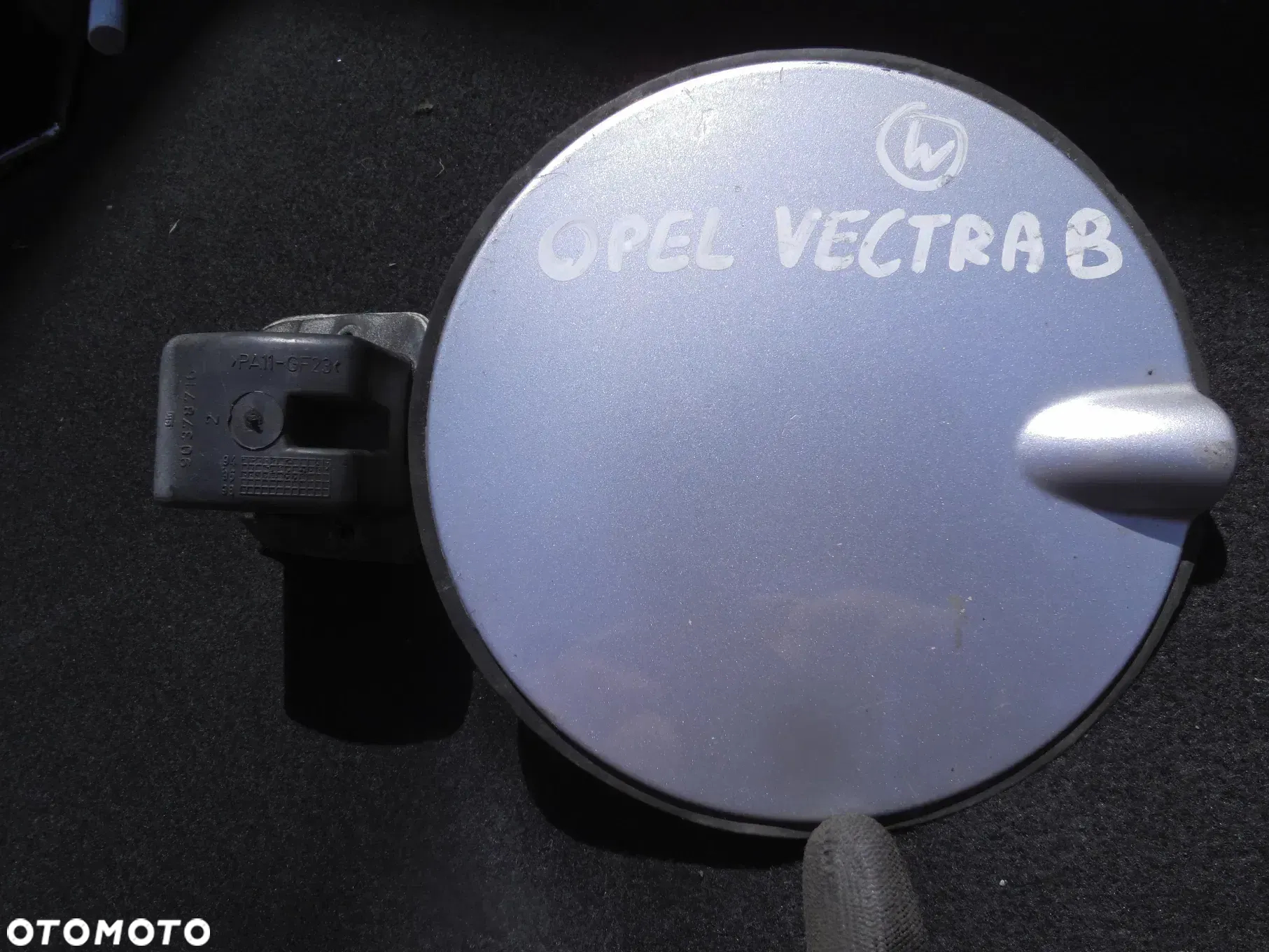 OPEL VECTRA B KLAPKA WLEWU PALIWA 90464248 0510411 90464249 0035966 WIELE SZTUK RÓŻNE KOLORY - 5