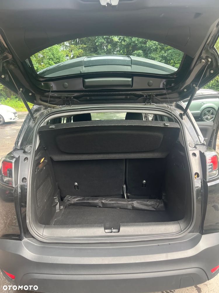 Opel Crossland X - 10