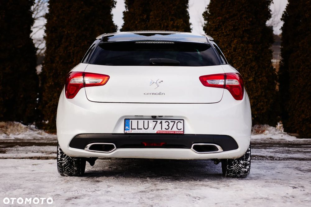 Citroën DS5 Hybrid4 EGS6 SportChic - 5