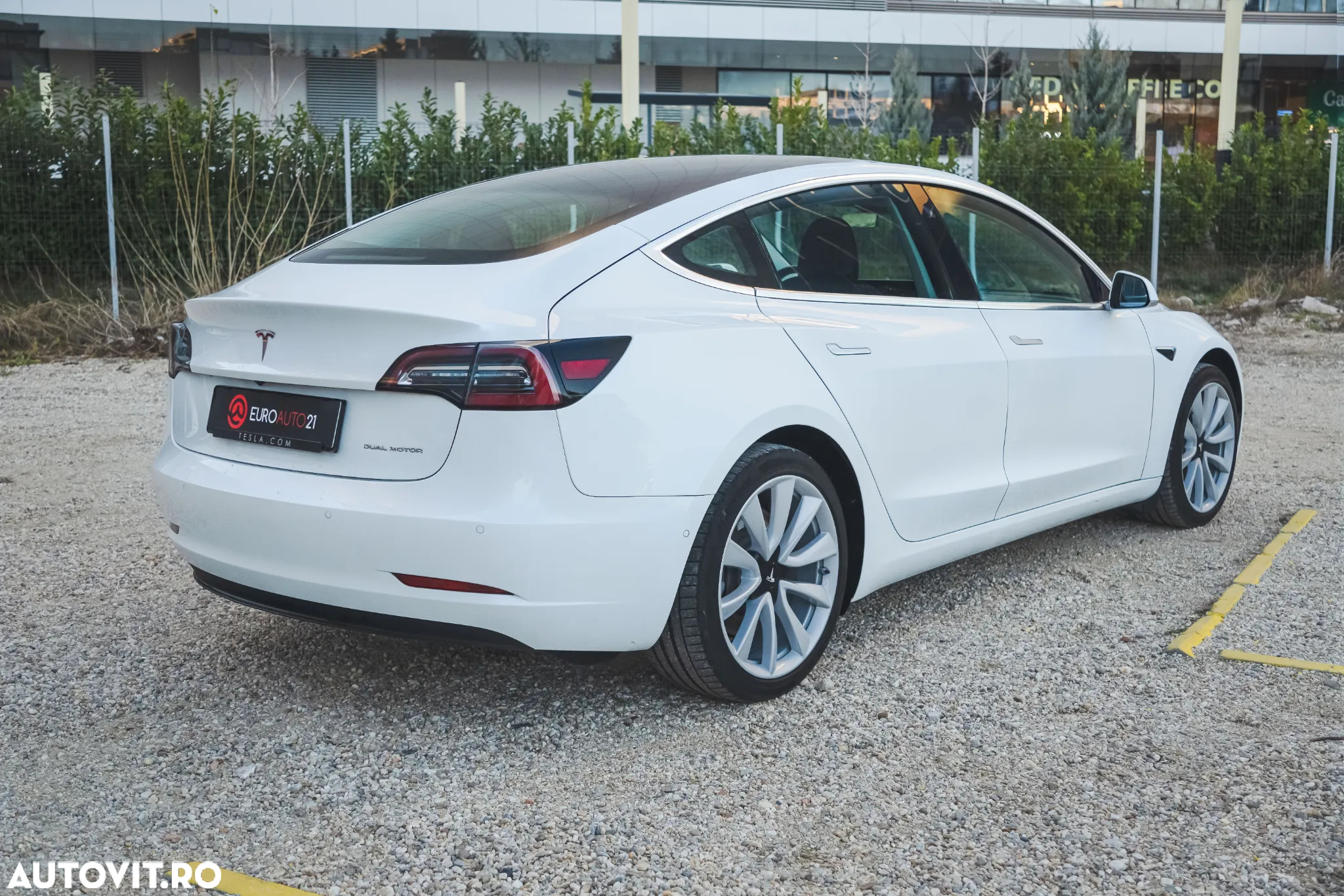 Tesla Model 3 Langstreckenbatterie Allradantrieb Dual Motor - 4