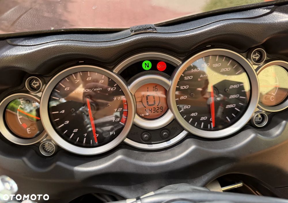 Suzuki Hayabusa - 9