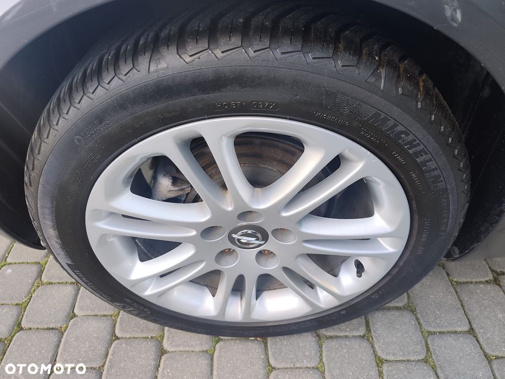 Opel Astra - 33