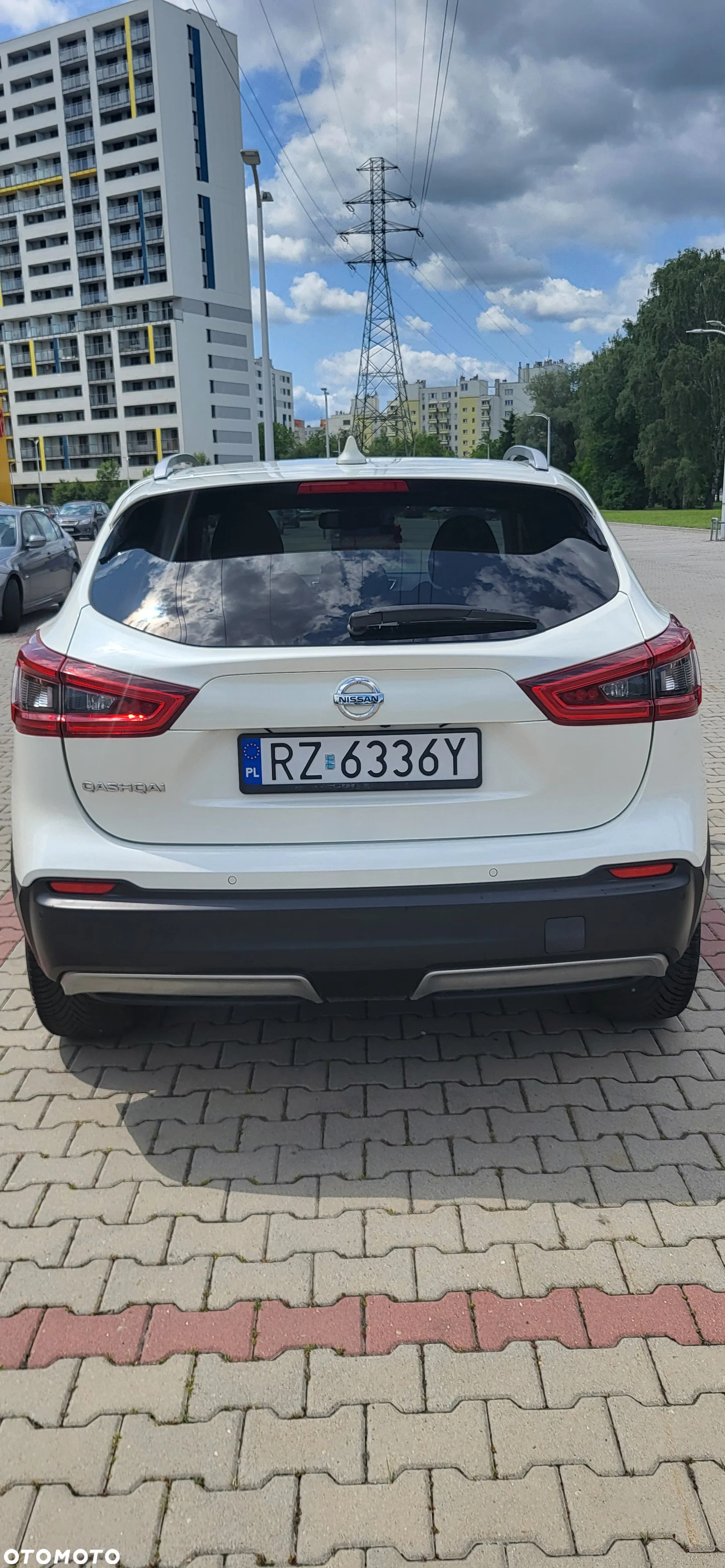 Nissan Qashqai 1.3 DIG-T N-Connecta DCT - 8