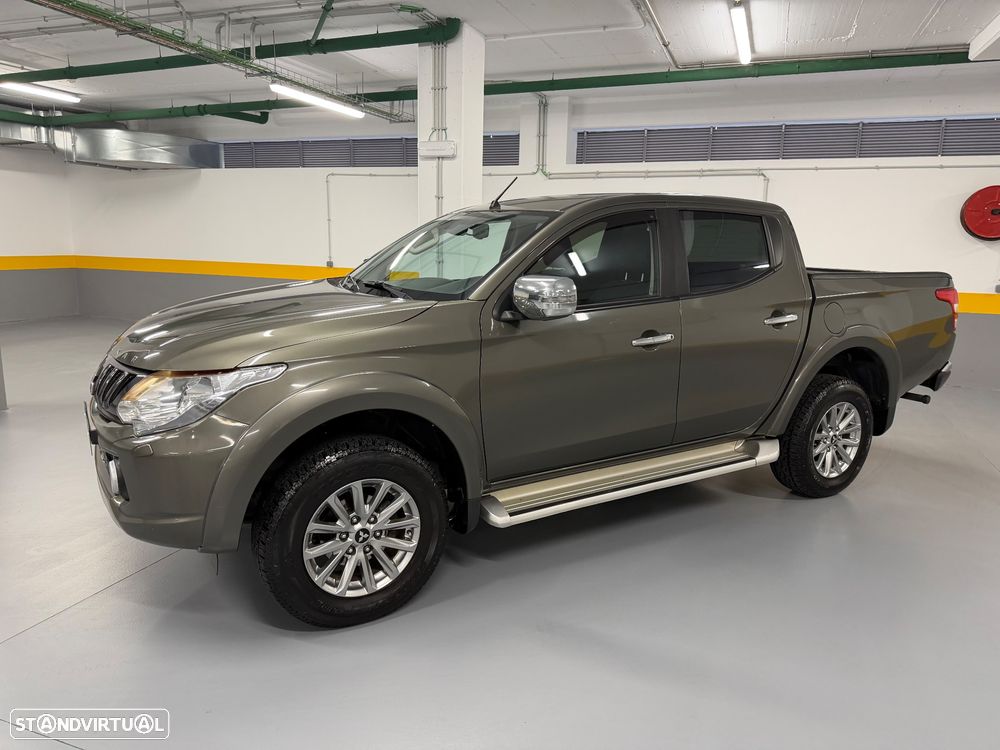 Mitsubishi L200 2.4 DI-D CD Intense Sport Space Cab Strakar 4WD - 2