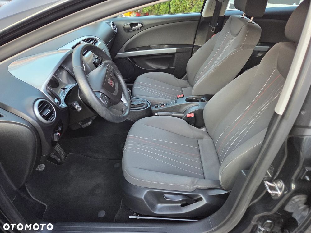 Seat Leon 1.2 TSI Ecomotive Reference Copa - 32