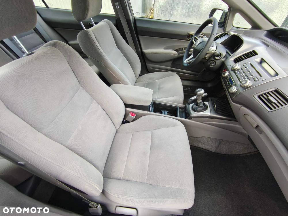 Honda Civic 1.8 Comfort - 15