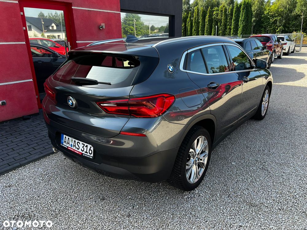 BMW X2 sDrive18i Advantage Plus - 2