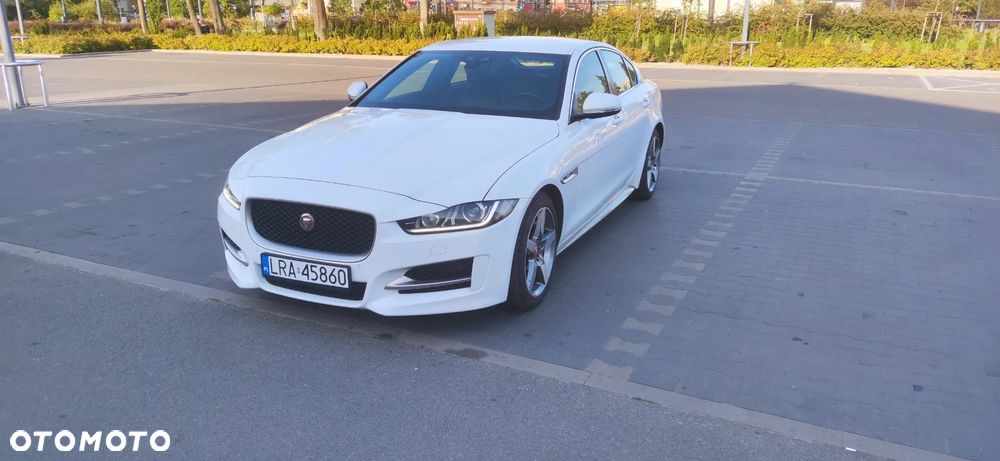 Jaguar XE 20d R-Sport - 2