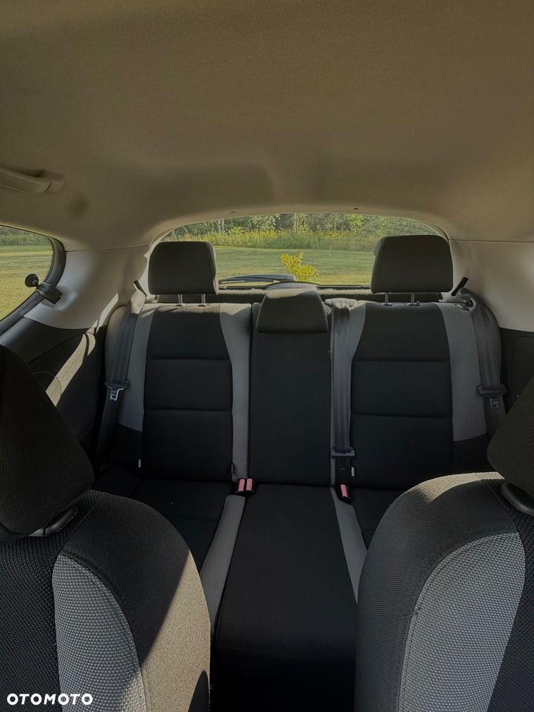 Peugeot 207 1.4 16V Trendy - 6