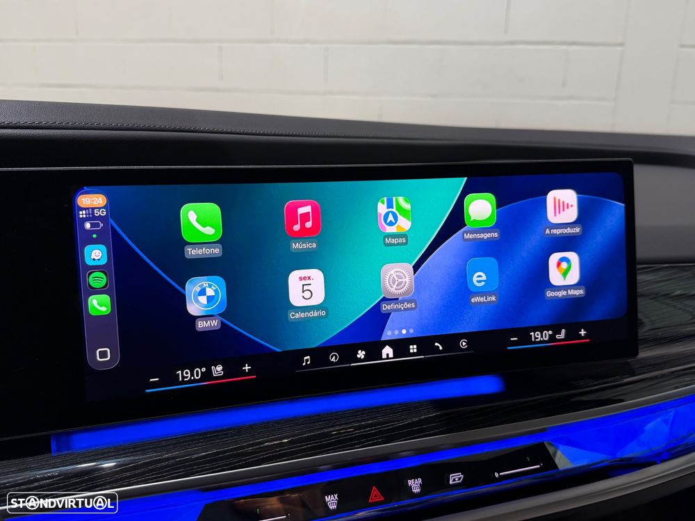 BMW 740 d xDrive Pack Desportivo M Pro - 28