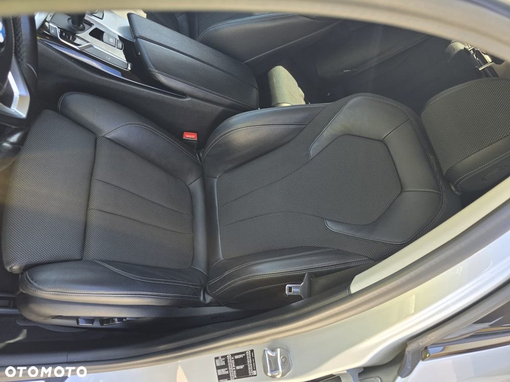 BMW Seria 5 520d Sport Line sport - 25