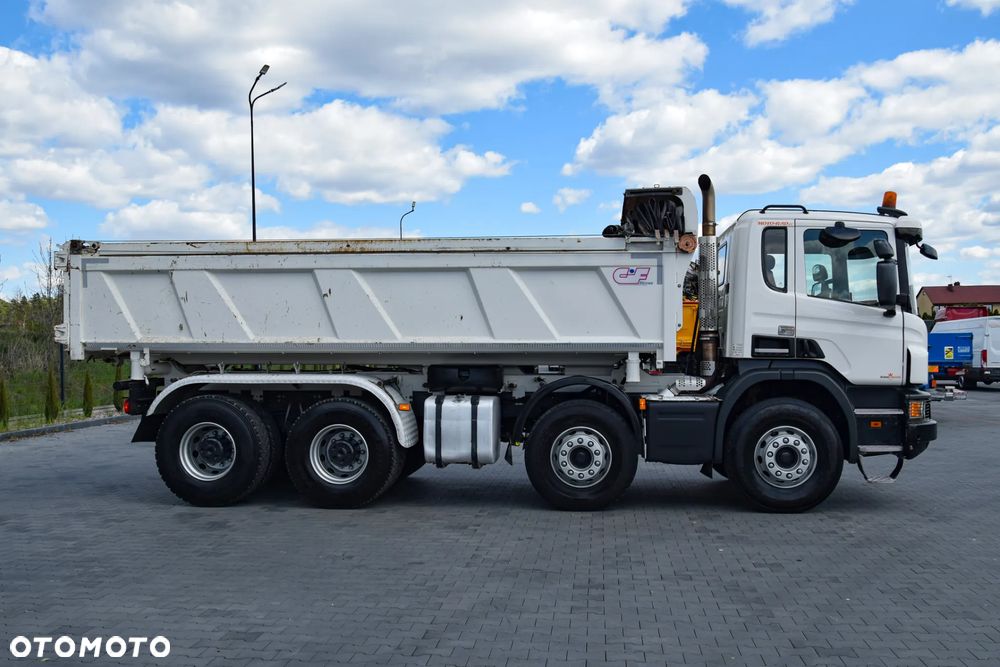 Scania P410 / 8x4 / EURO 6 / WYWROTKA / HYDROBURTA / AUTOMAT / KAMERA COFANIA / NAWIGACJA / HAK / NISKI PRZEBIEG / 2016 / SERWISOWANY / SPROWADZONY - 3