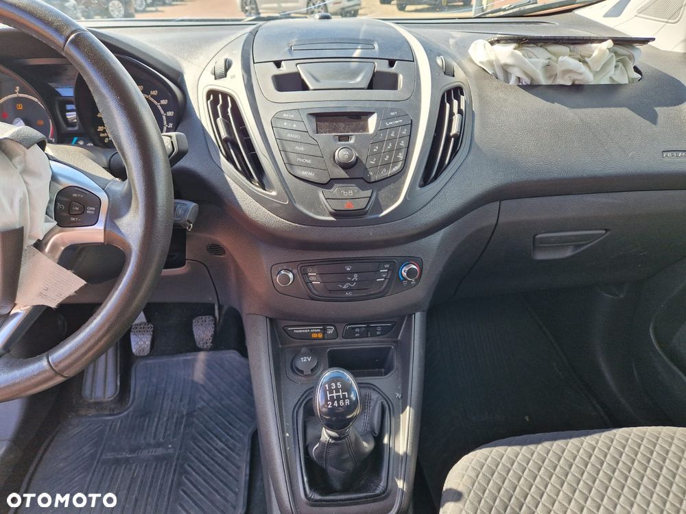 Ford Tourneo Courier 1.5 TDCi Trend - 14