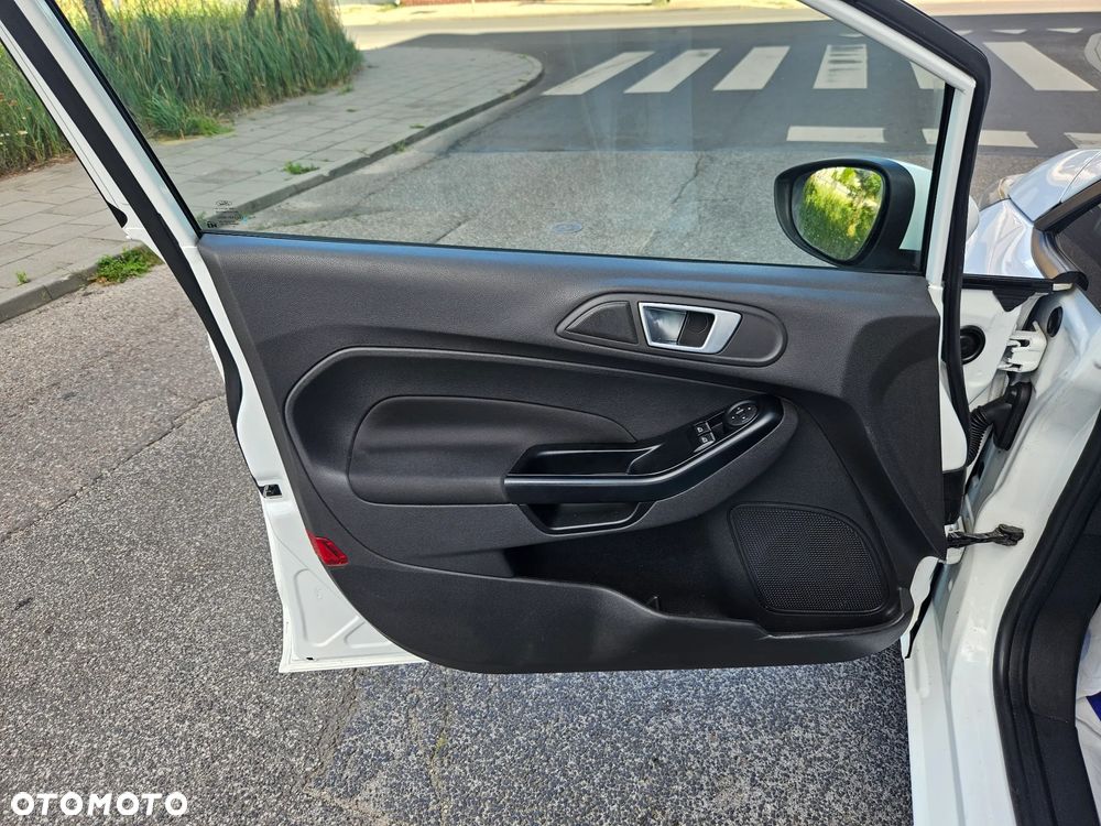 Ford Fiesta 1.25 Silver X (Ambiente) - 10