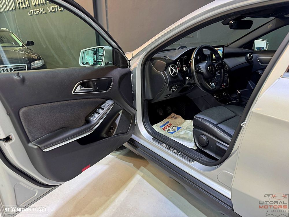 Mercedes-Benz GLA 180 Style - 14