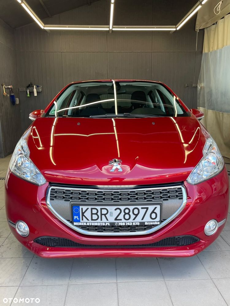 Peugeot 208 95 VTI Allure - 2