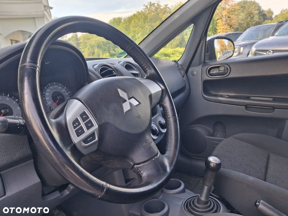 Mitsubishi Colt - 34