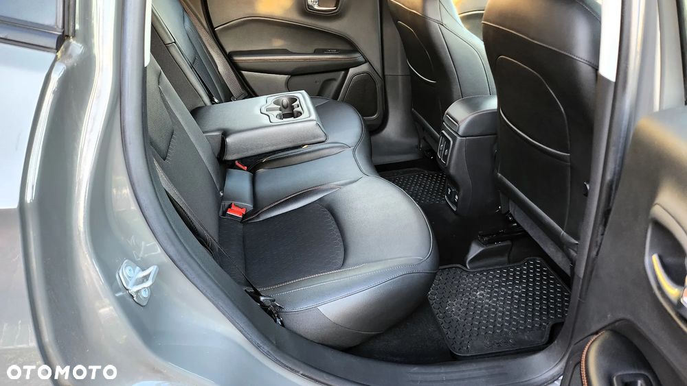 Jeep Compass 1.3 T-GDI I4 Automatik Limited - 10