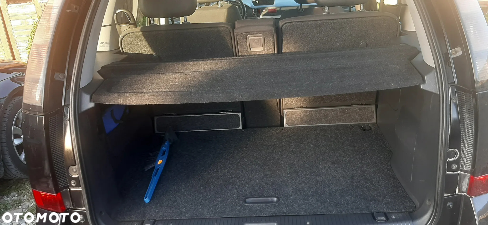 Opel Meriva - 10