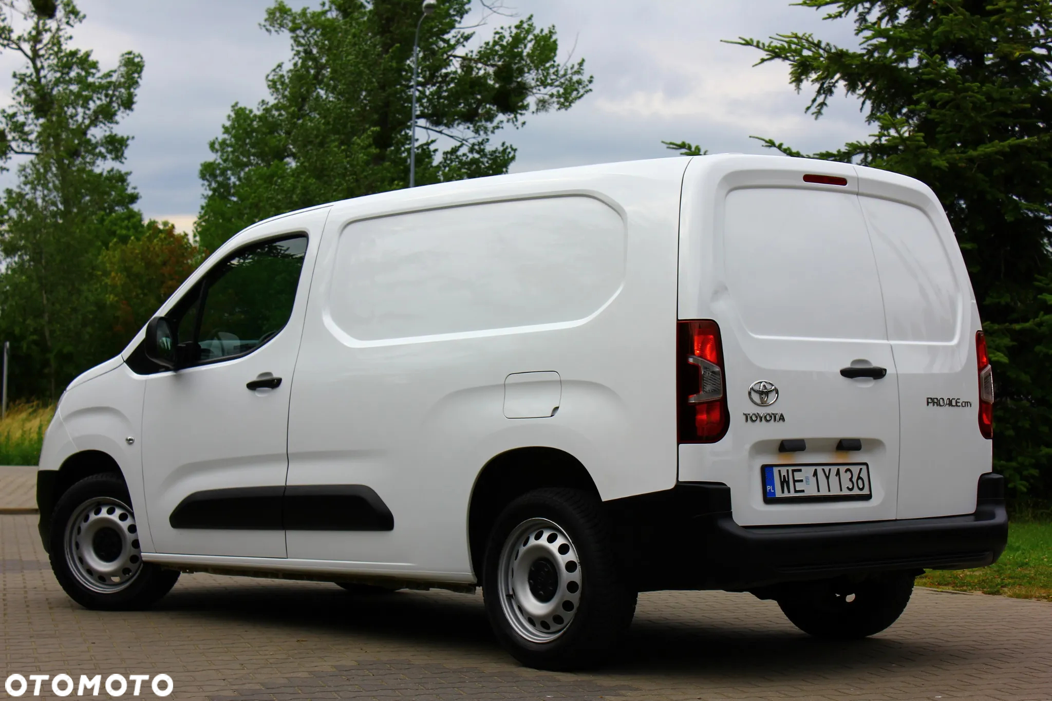 Toyota Proace City 1.5D-4D 102KM LONG L2  3 Osobowy Blaszak - 8