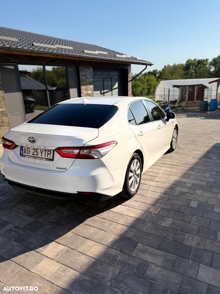 Toyota Camry 2.5 Dynamic - 6