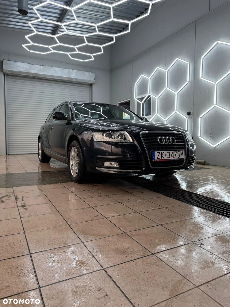 Audi A6 Avant - 8