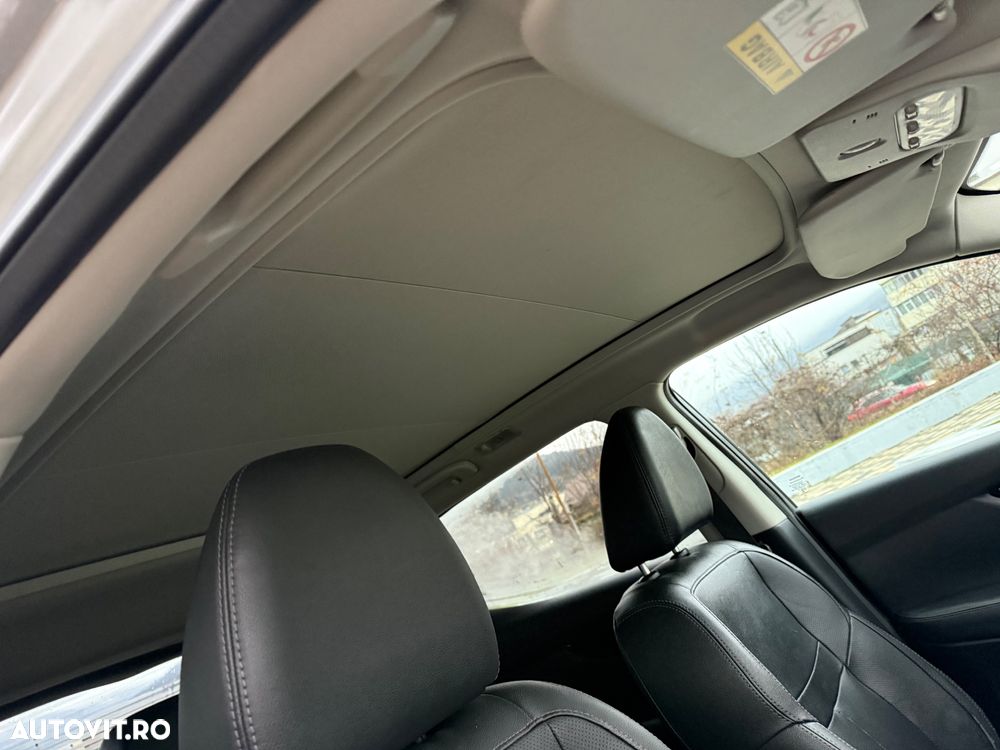 Nissan Qashqai 1.6 DCI Xtronic TEKNA - 12