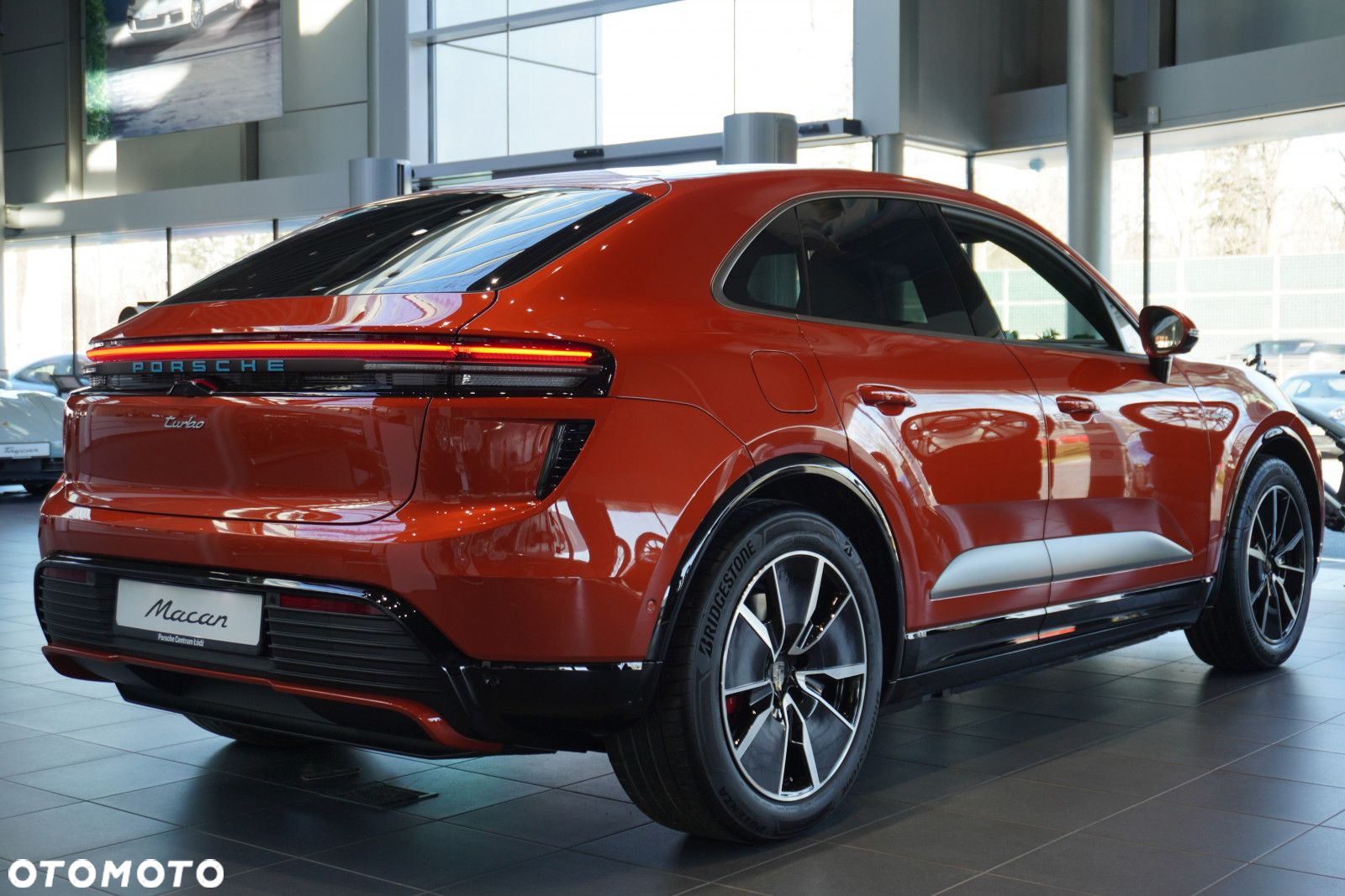 Porsche Macan - 5