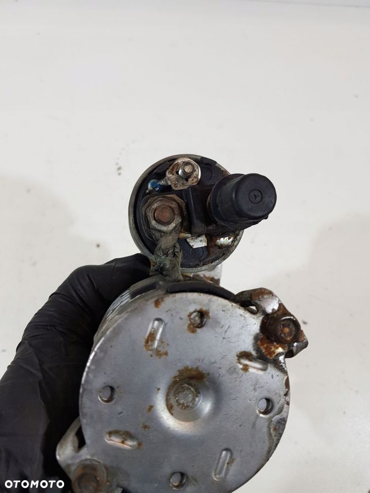 rozrusznik mercedes w169 a0061510301 2.0b - 4