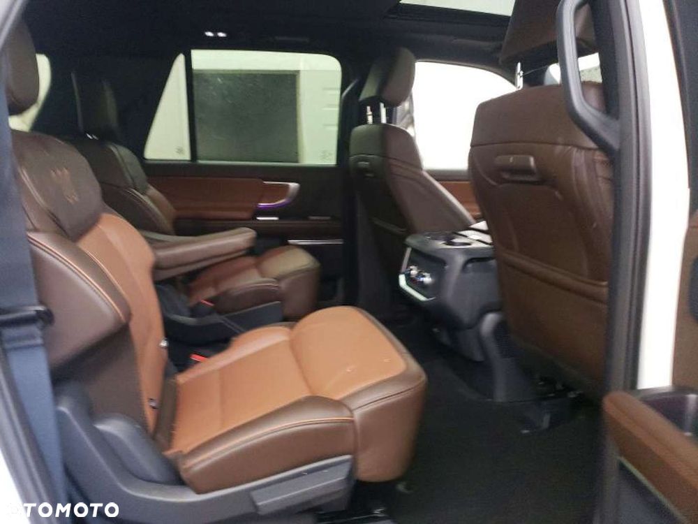 Ford Expedition - 12