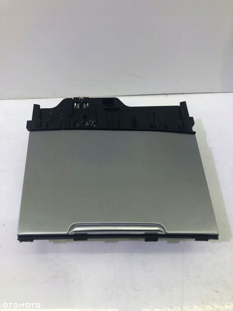 KIA STINGER ŁADOWARKA INDUKCYJNA USB AUX 84680-J5600 - 2
