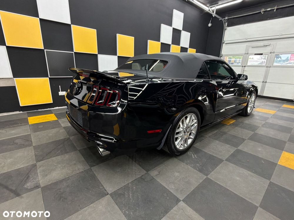 Ford Mustang 3.7 V6 - 2