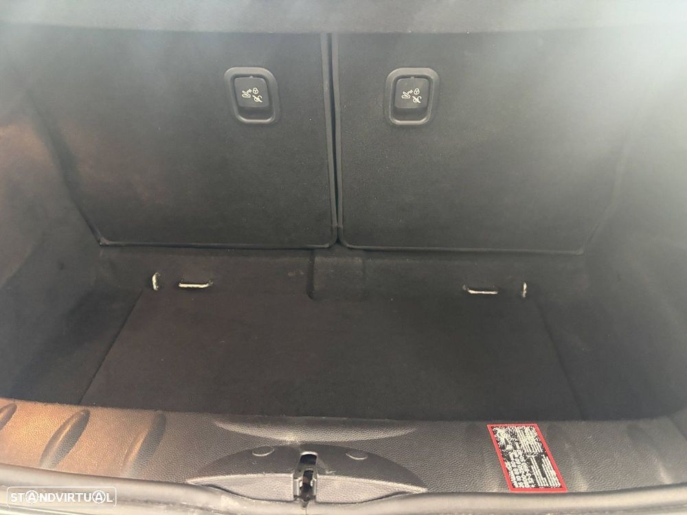 MINI 3 Portas Cooper D 50 Mayfair - 16