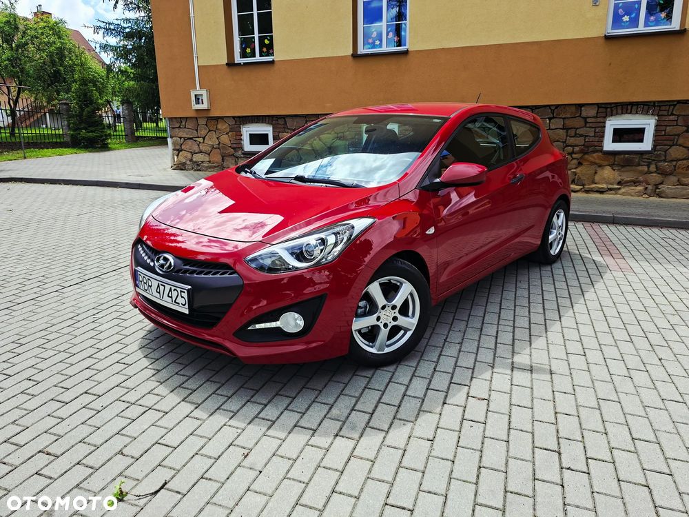 Hyundai i30 1.4 Premium - 1