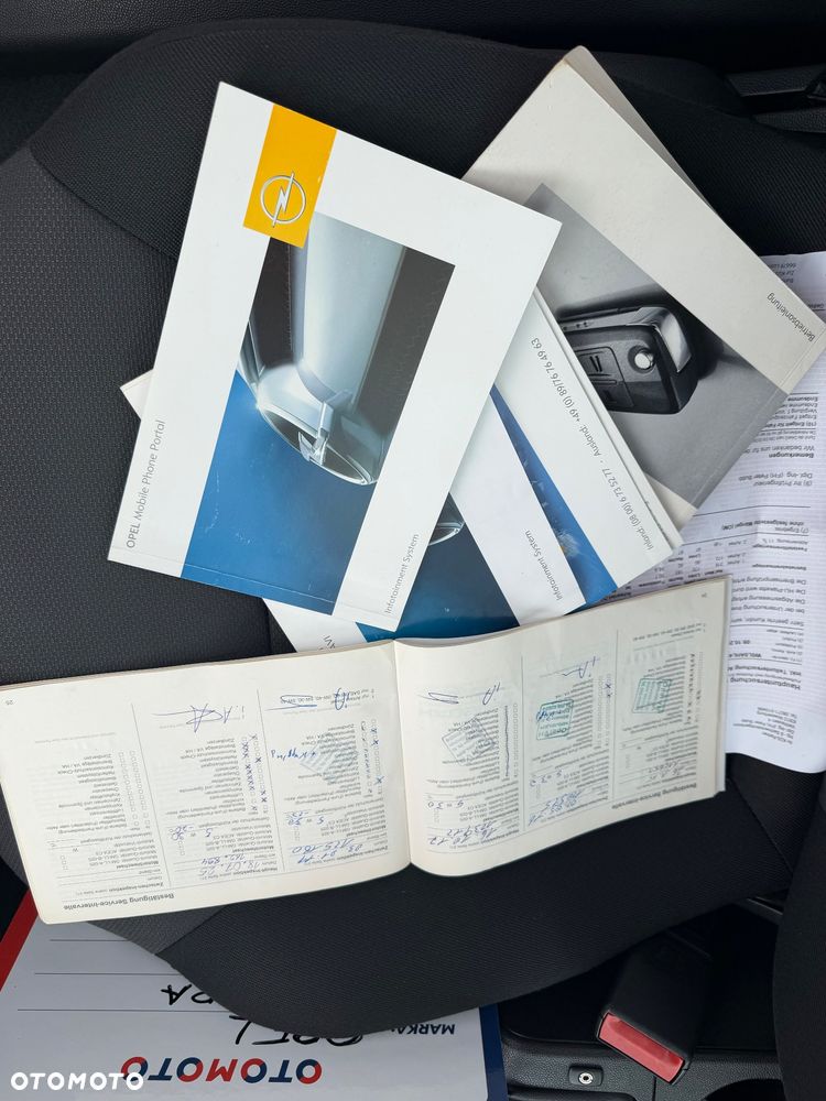 Opel Astra - 40