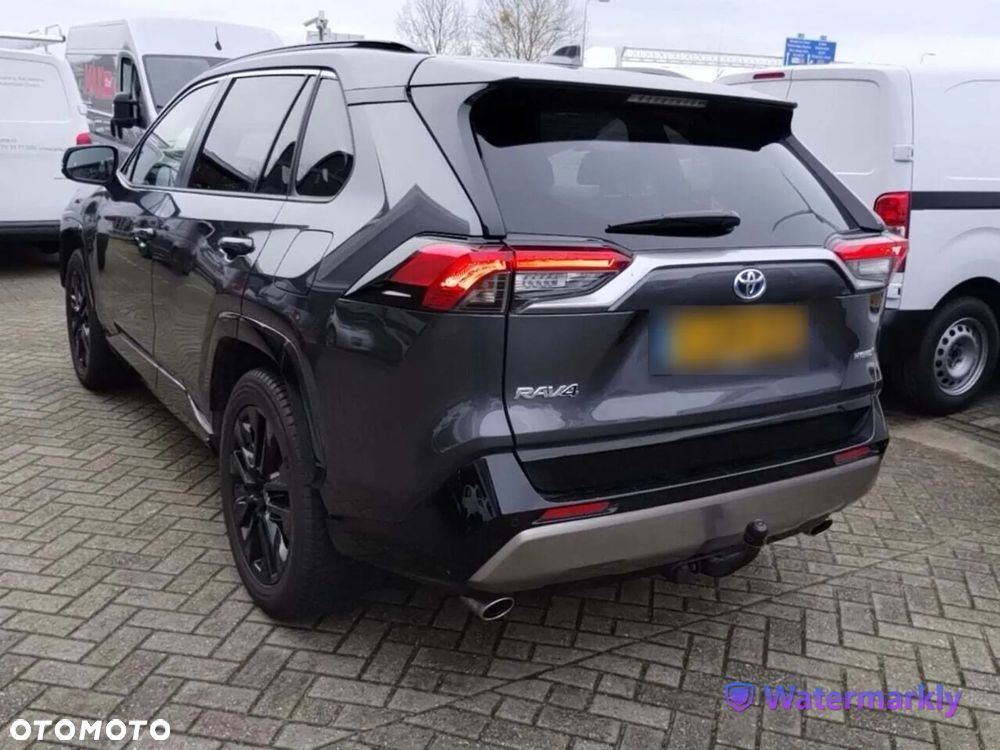 Toyota RAV4 - 4