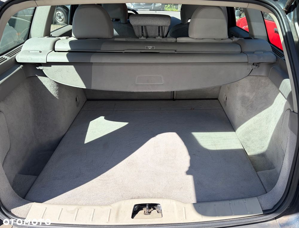 Volvo V50 - 27