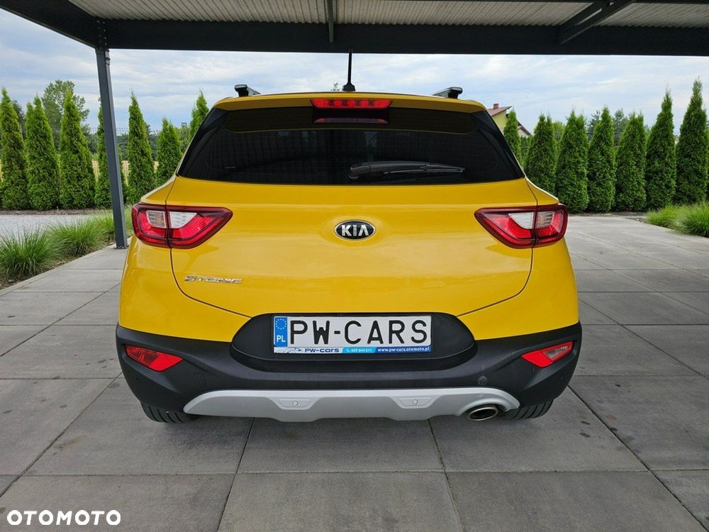 Kia Stonic - 8