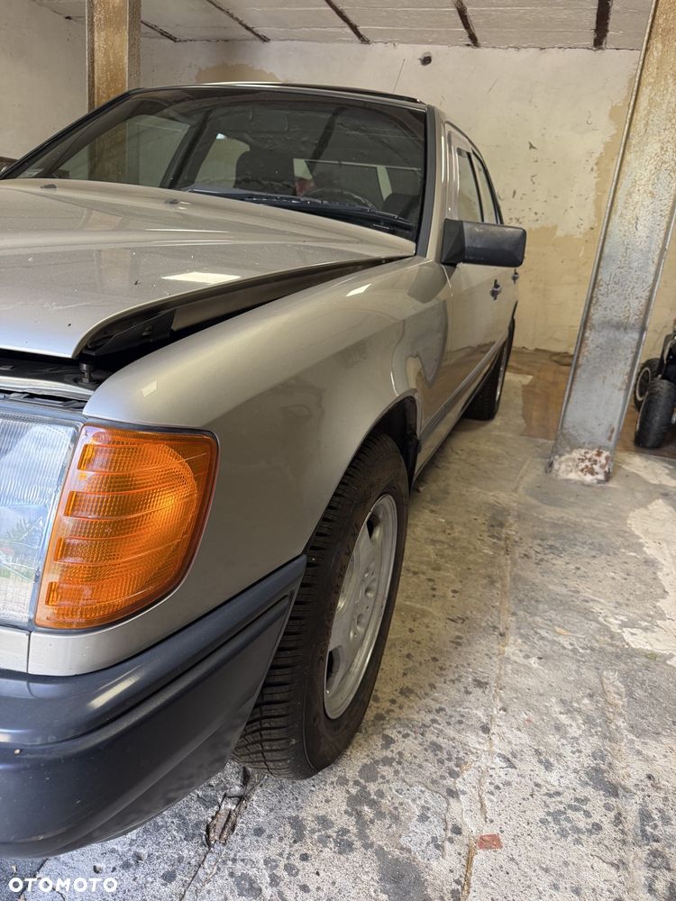 Mercedes-Benz W124 (1984-1993) - 3