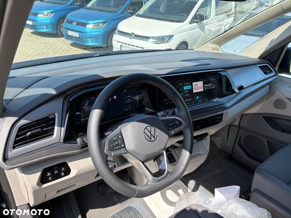 Volkswagen Multivan - 9