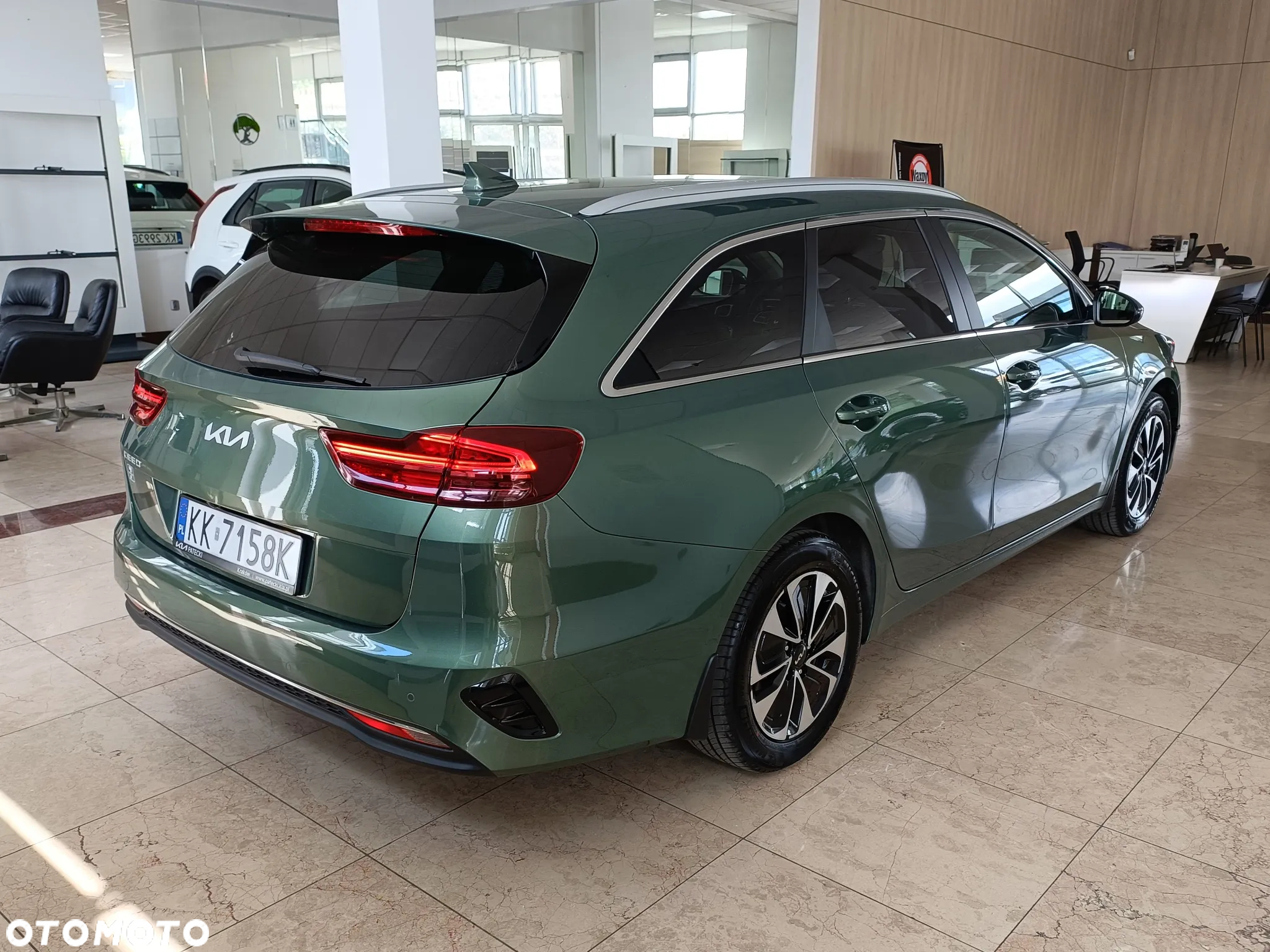 Kia Ceed 1.5 T-GDI Tribute - 4