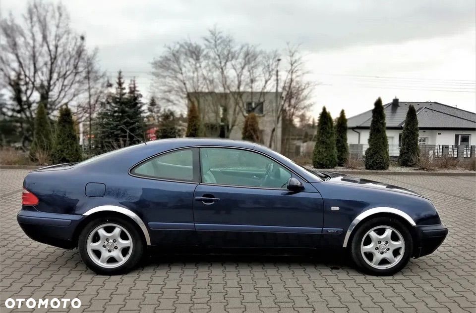 Mercedes-Benz CLK 320 - 1