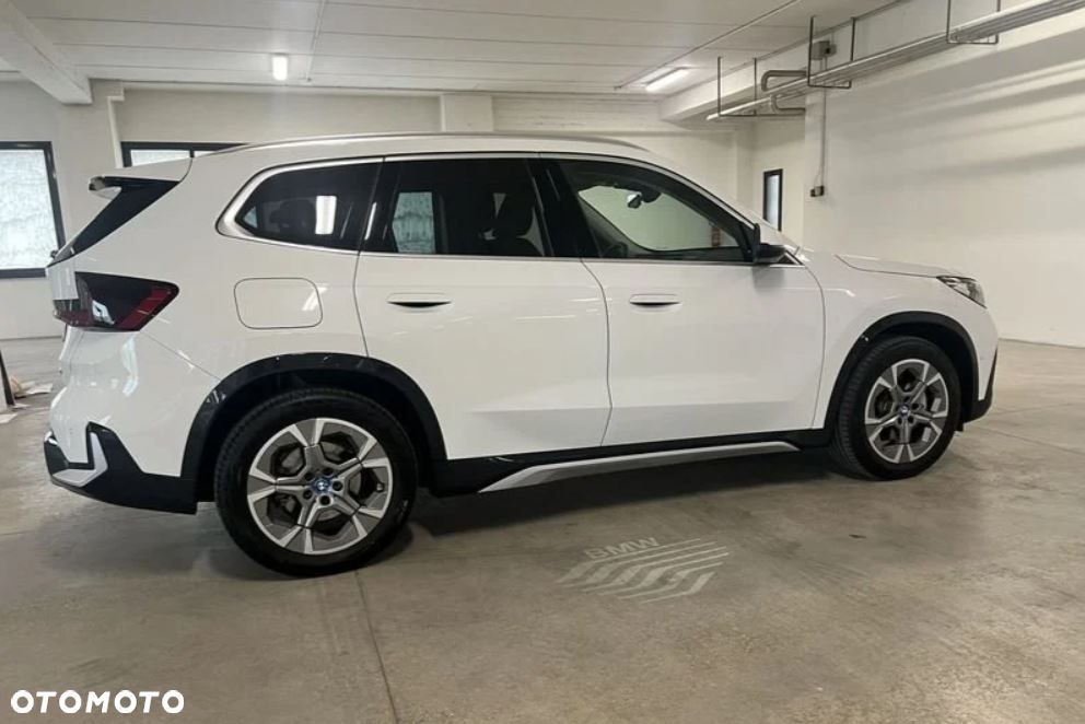 BMW X1 sDrive18i xLine - 5
