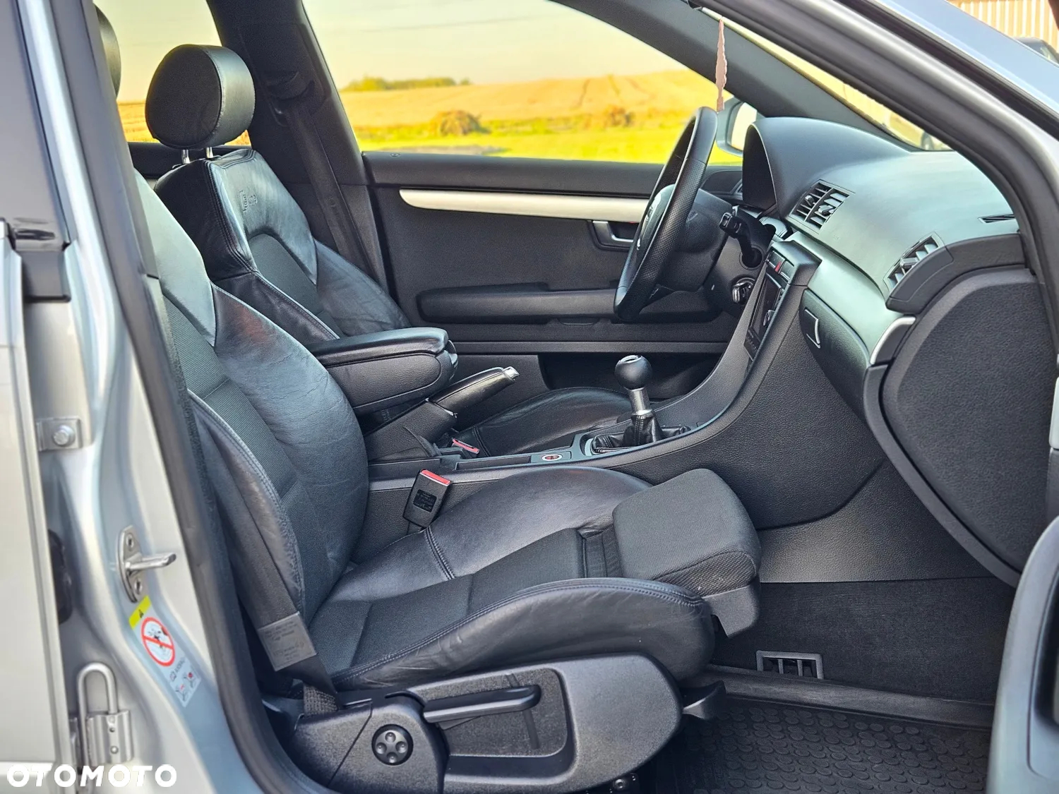 Audi A4 Avant 2.0 TDI - 8